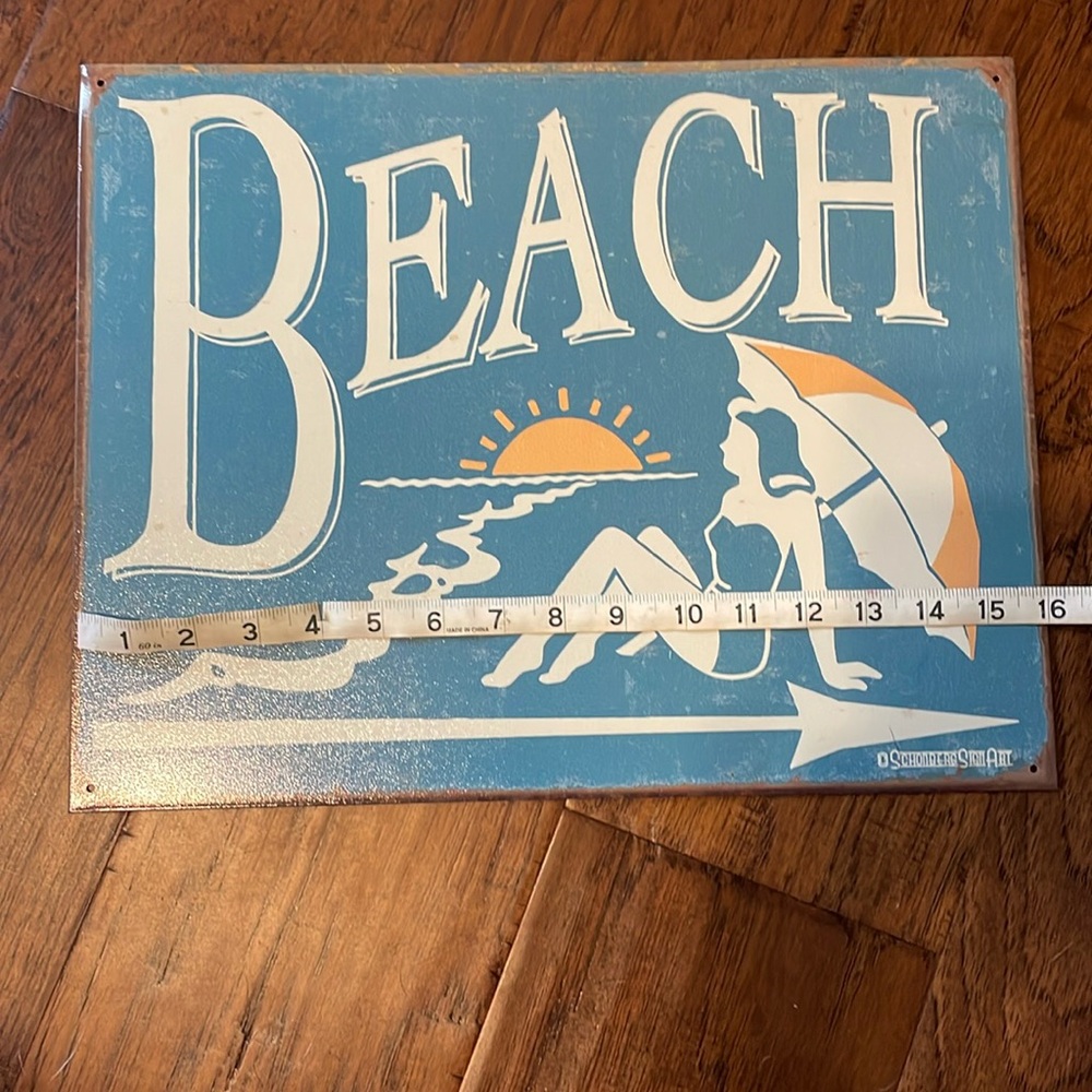 “Beach” Tin summer sign